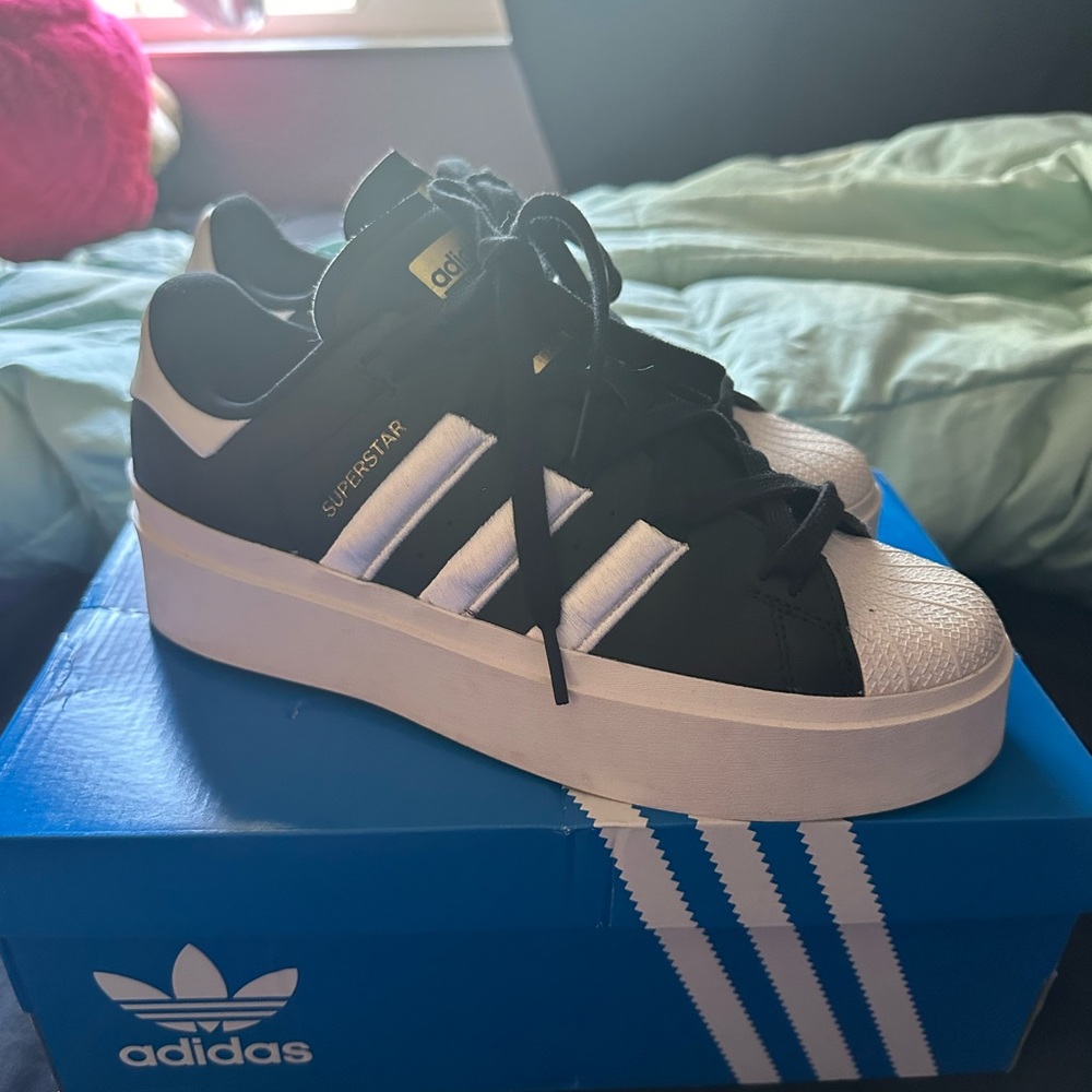 Addidas platform superstar